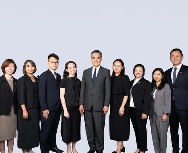 submenu-img_our-team